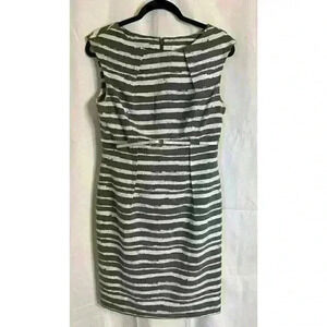 Calvin Klein Women's Dress Size 10 Grey/White Sleeveless Round Neck Zipper Back